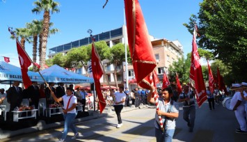 Dikili’nin Kurtuluşu Coşkuyla Kutlandı