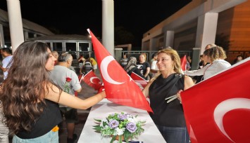 Konak Belediyesi 9 Eylül coşkusunu İEF'deki standına taşıdı